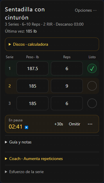 Ejemplo del registro de series de sentadilla con cinturón, con pesos, repeticiones y descanso en español.